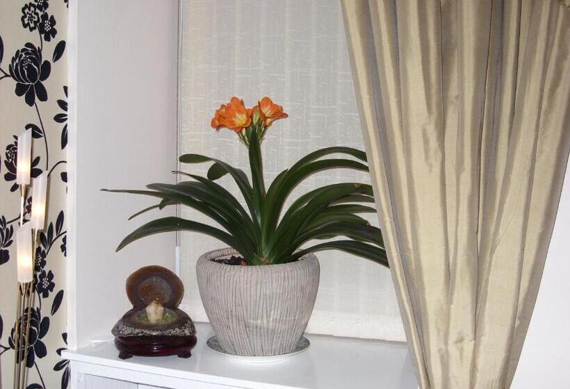 Majatalo Alba Guest House