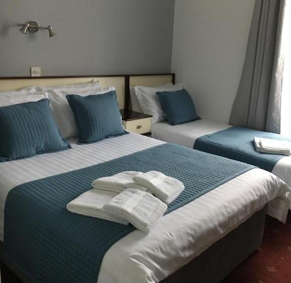 פנסיון Avoca Villa Guest House