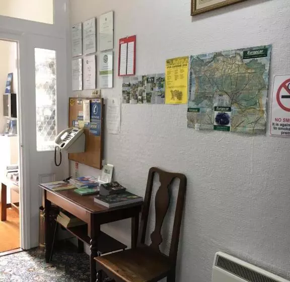 Majatalo Avoca Villa Guest House