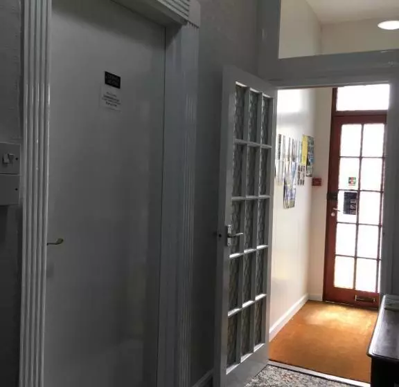 Majatalo Avoca Villa Guest House