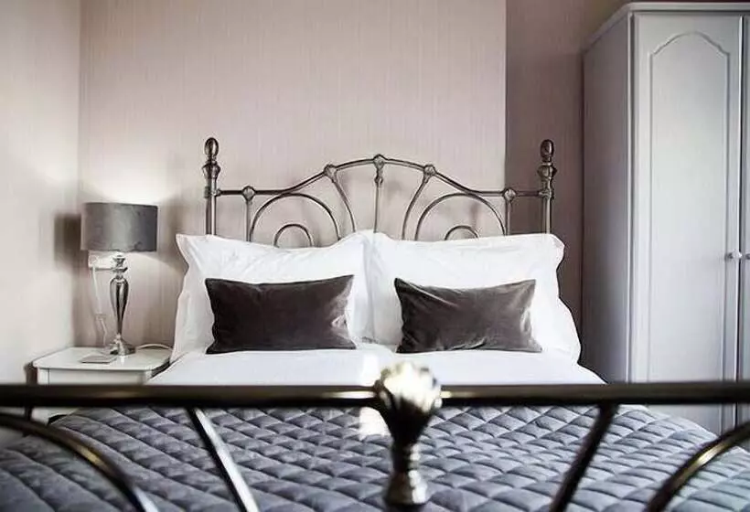 پانسیون The Rosewood Torquay