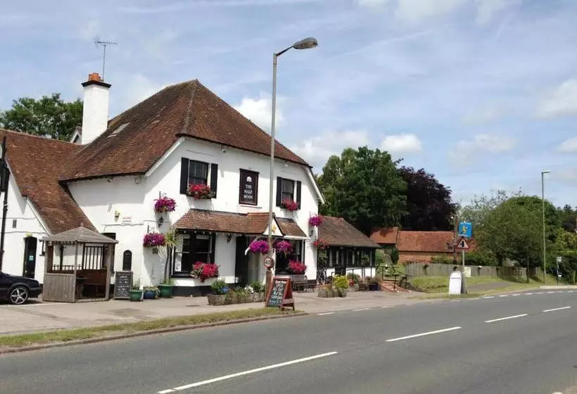 Retkeilymaja The Half Moon