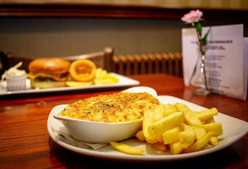 Retkeilymaja Waterhouse Inn