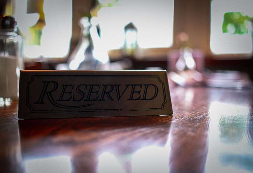 호스텔 Waterhouse Inn