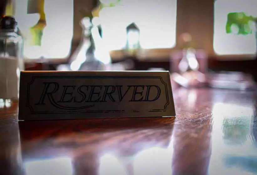 Retkeilymaja Waterhouse Inn