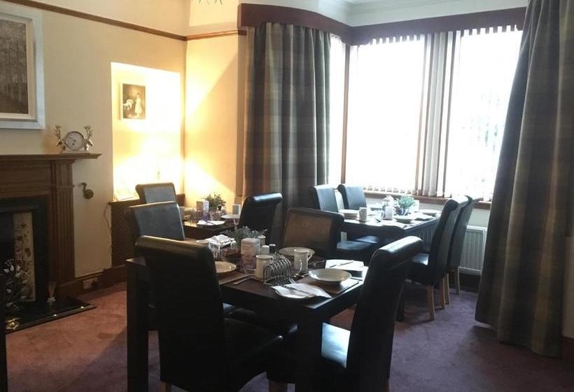 Pensão Garfield Guesthouse