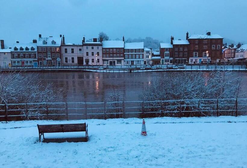 膳宿费 Severn Valley Guest House