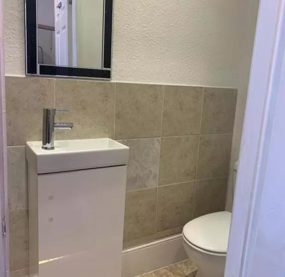 Majatalo St Anne S Road Guest House