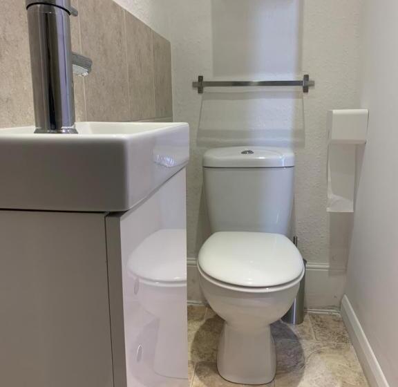 פנסיון St Anne S Road Guest House