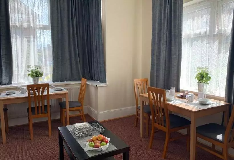 Majatalo St Anne S Road Guest House