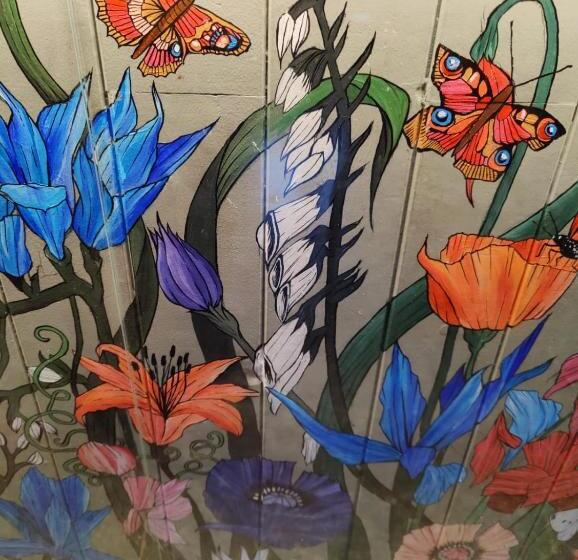 بنسيون The Lampet Arms