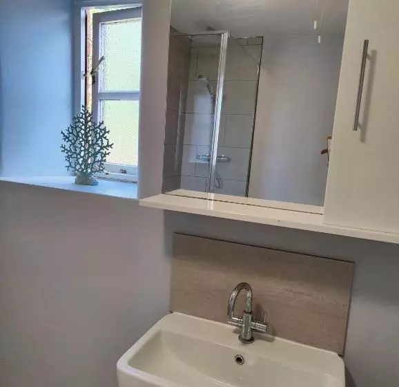 ペンション The Lampet Arms