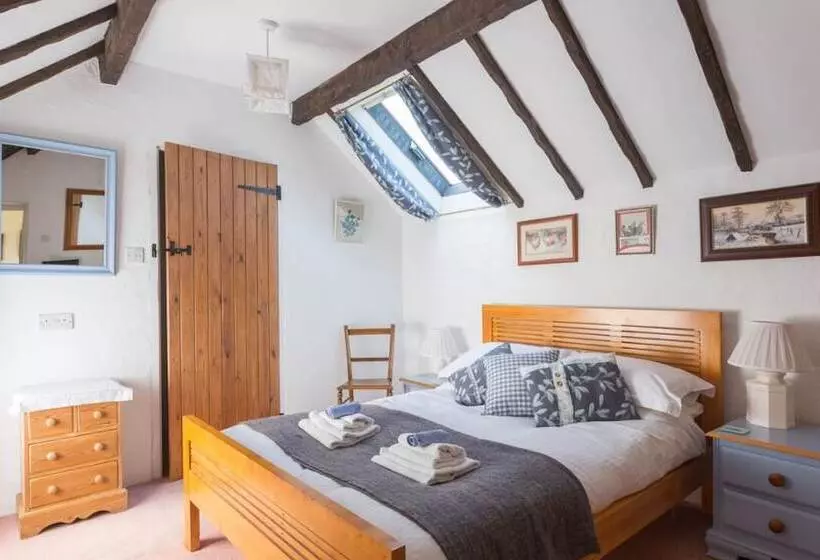 Majatalo Townhead Farmhouse