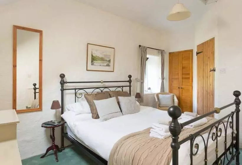 Majatalo Townhead Farmhouse