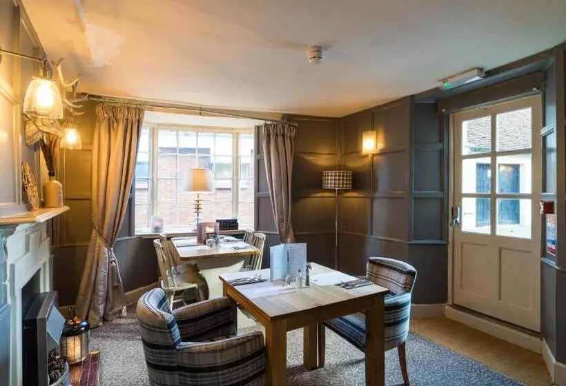 Retkeilymaja Greyhound Inn Wilton