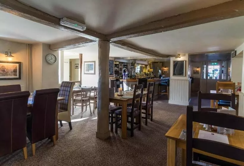 Retkeilymaja Greyhound Inn Wilton