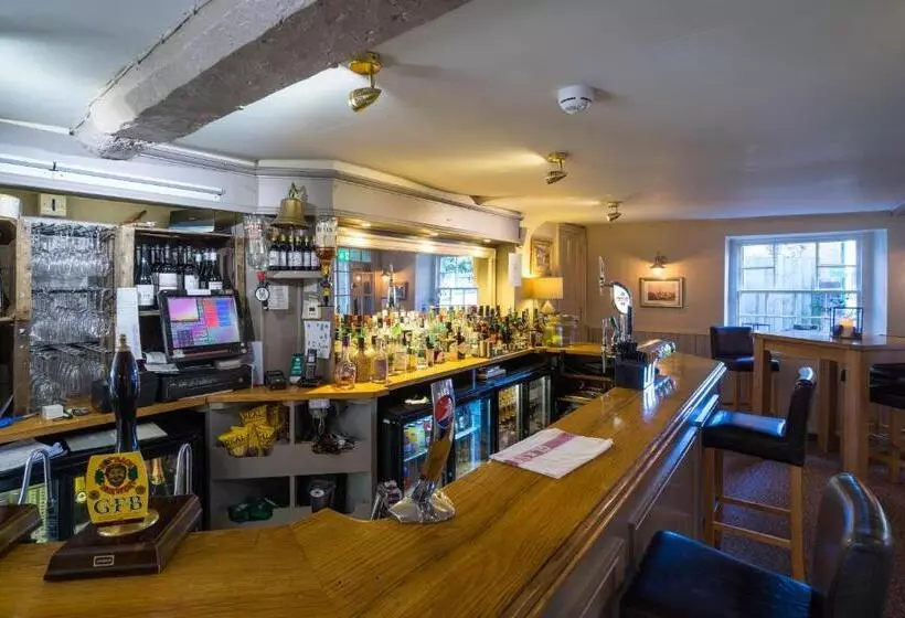 Retkeilymaja Greyhound Inn Wilton