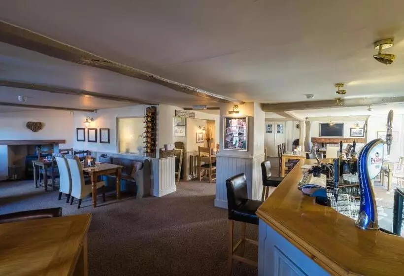 Retkeilymaja Greyhound Inn Wilton