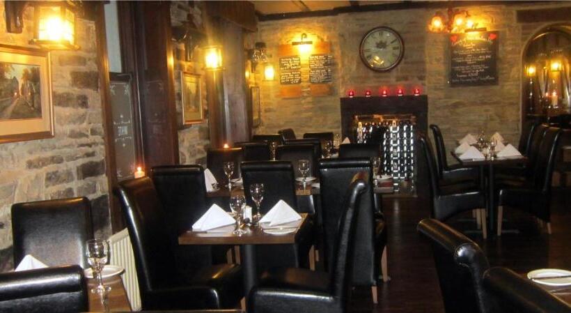 הוסטל The Old White Lion