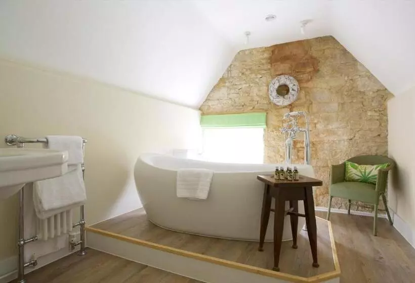 Retkeilymaja The Royal Oak