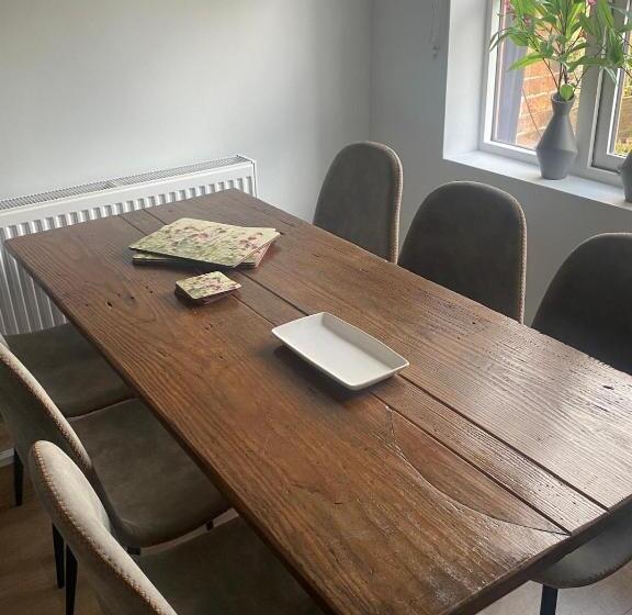 호스텔 The White Hart Apartment Valley View