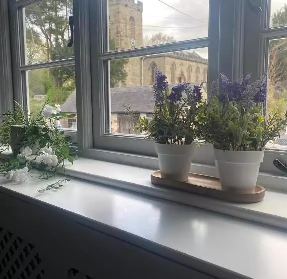 Retkeilymaja The White Hart Apartment Valley View