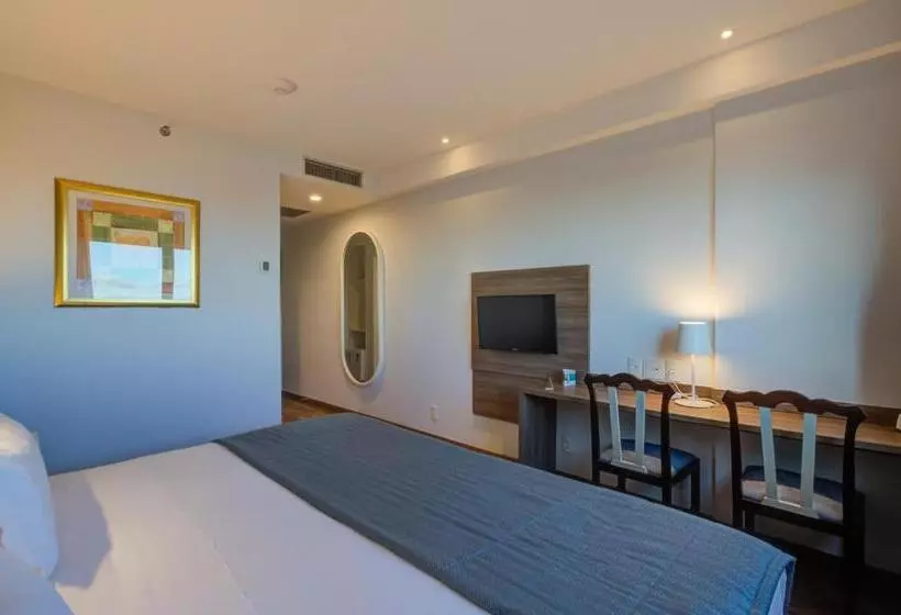 Bourbon Hotel Cambara