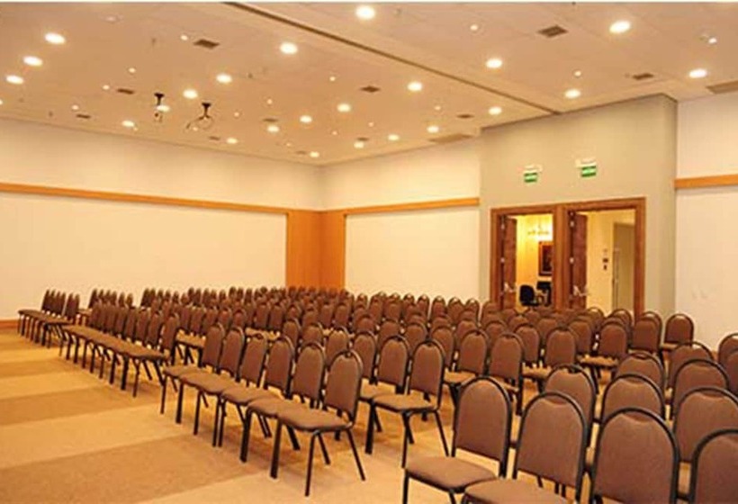 Bourbon Hotel Cambara