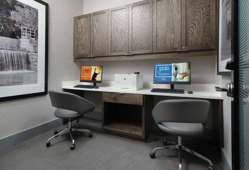 هتل Hampton Inn & Suites Atlanta Decatur/emory