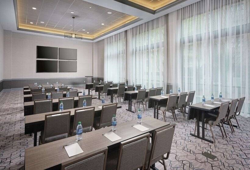 هتل Hampton Inn & Suites Atlanta Decatur/emory