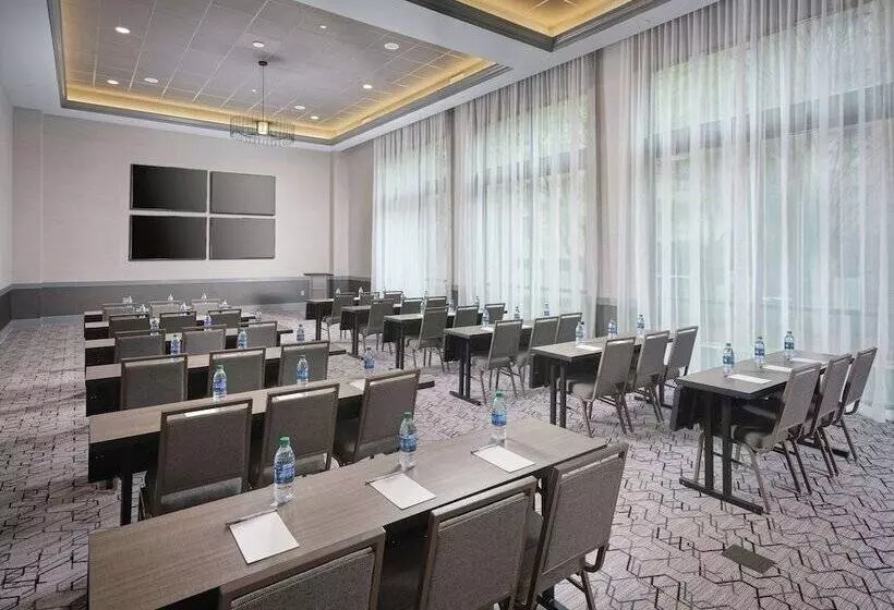 Hotelli Hampton Inn & Suites Atlanta  Decatur/emory