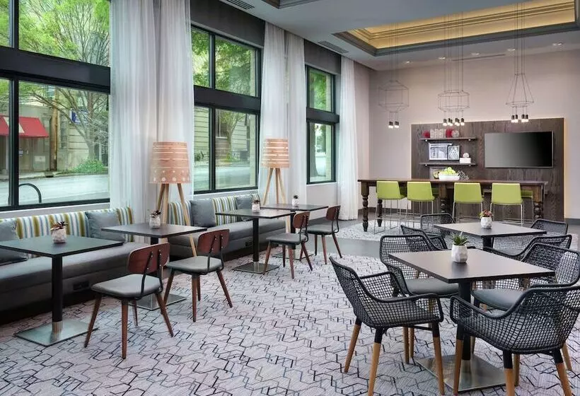 Hotelli Hampton Inn & Suites Atlanta  Decatur/emory