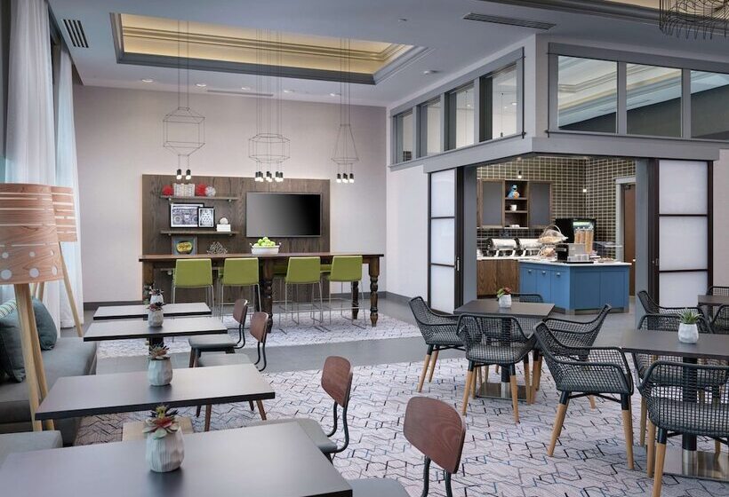 هتل Hampton Inn & Suites Atlanta Decatur/emory