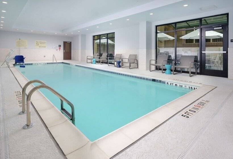 هتل Hampton Inn & Suites Atlanta Decatur/emory