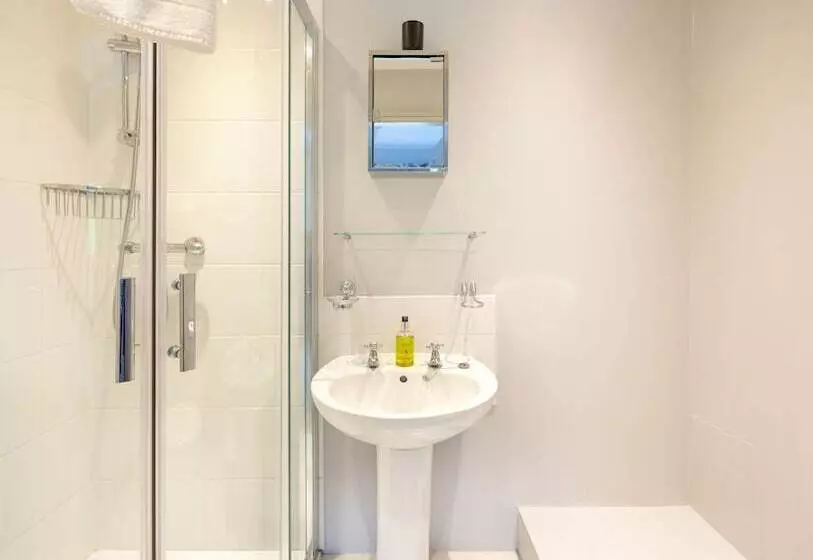 Hotelli Oakerthorpe Holiday Village