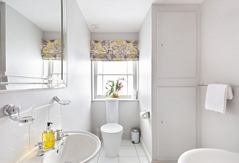 酒店 Oakerthorpe Holiday Village