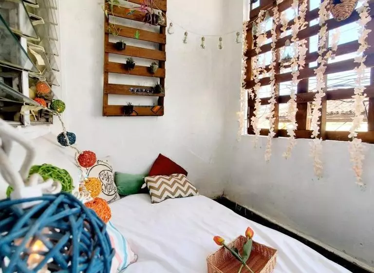 هتل Pool House Hostel