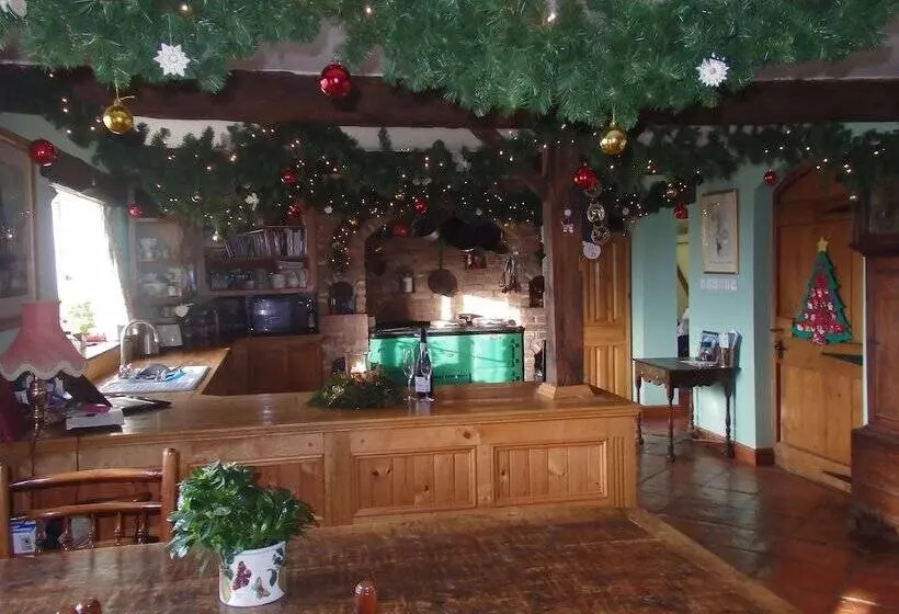 Old Keepers Cottage B&b