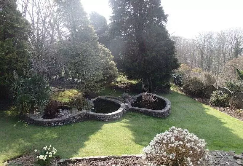 Old Keepers Cottage B&b