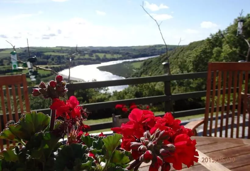 Old Keepers Cottage B&b