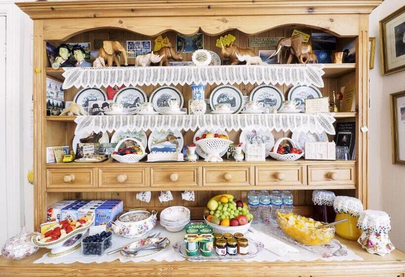 펜션 Braemar Guest House