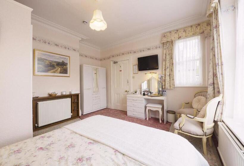 펜션 Braemar Guest House