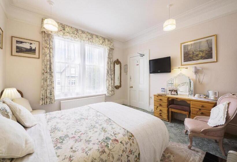 펜션 Braemar Guest House