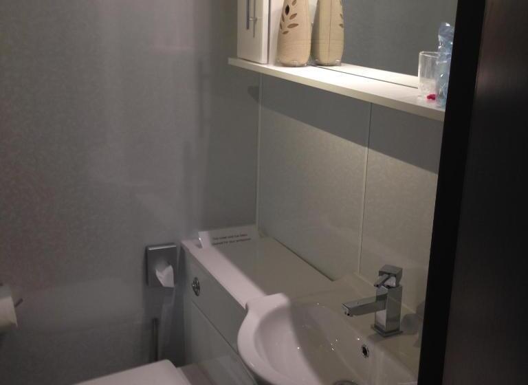 بنسيون Smithy Lodge Guest House