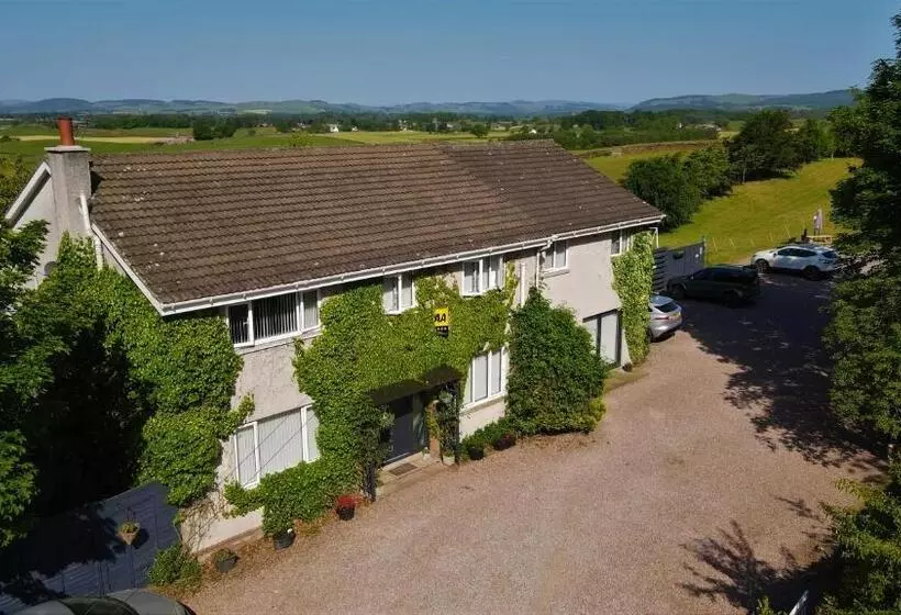 Majatalo Southpark House