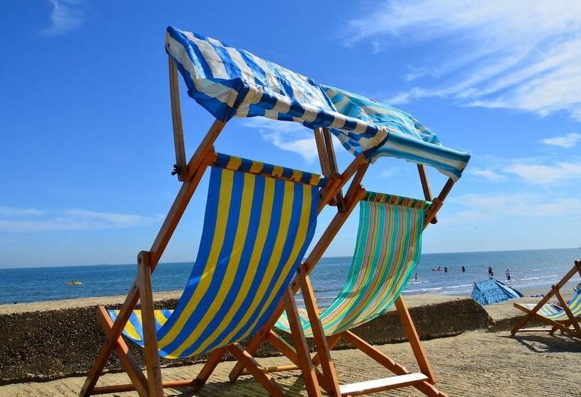 Пансион The Sandhill