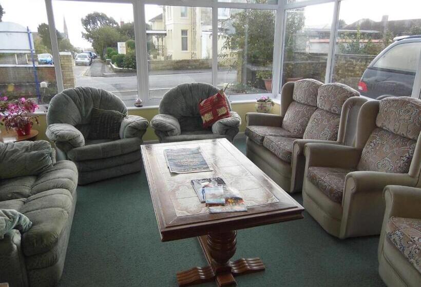 Пансион The Sandhill