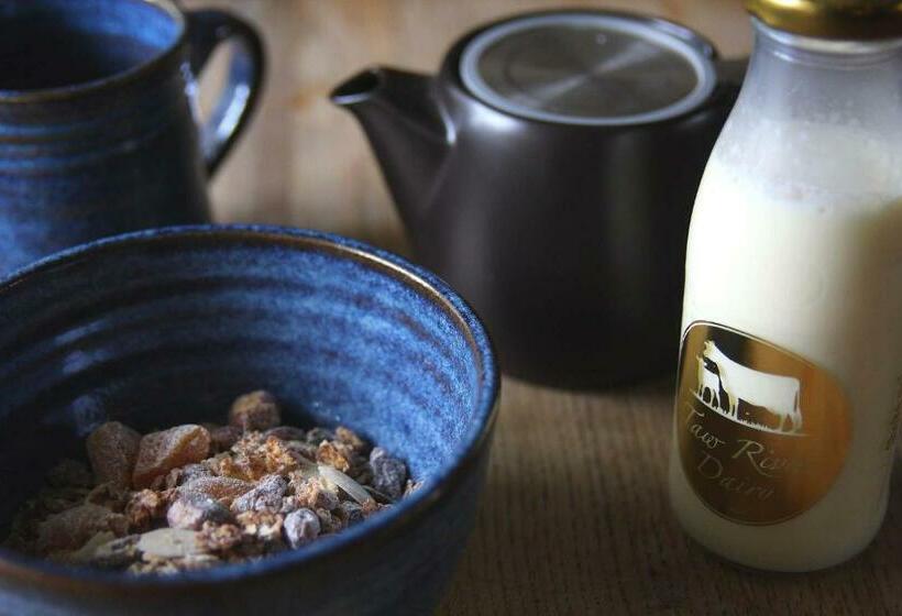 הוסטל Bearslake Inn