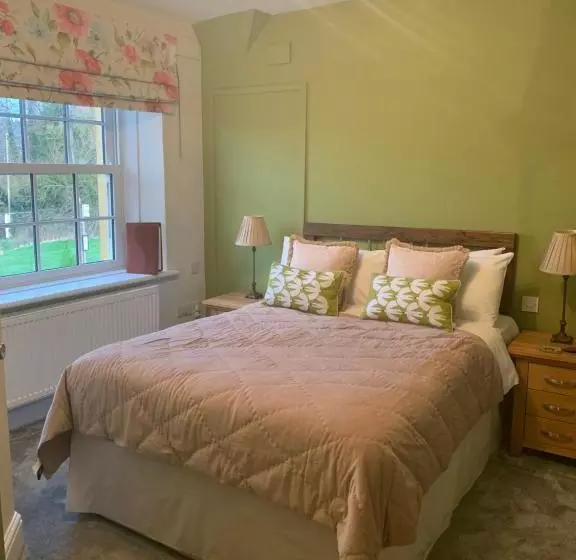 Retkeilymaja The Bell At Old Sodbury