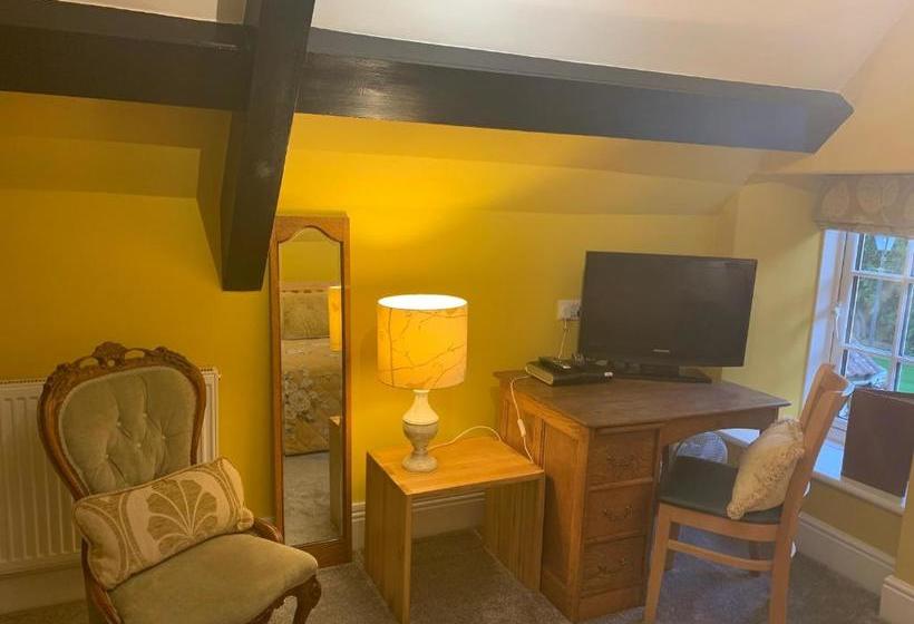 הוסטל The Bell At Old Sodbury